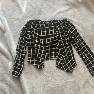 Silk black with white shrug